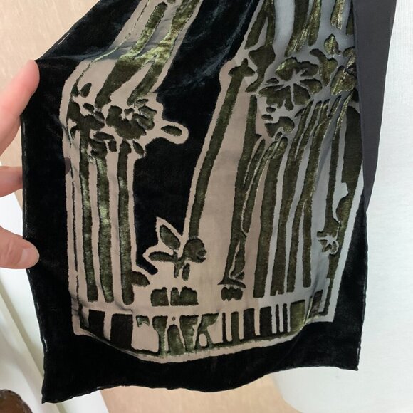 Velvet Devore Scarf - Olive Green Burnout Bamboo Floral - Unbranded - Picture 6 of 7